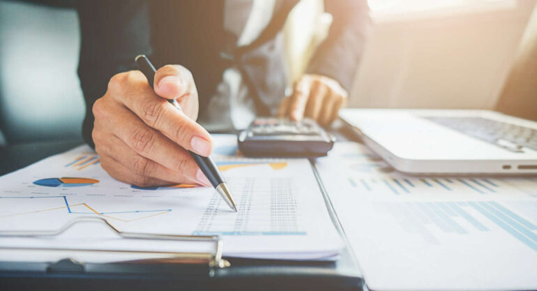 SCPI : pourquoi votre rang dans la file de retrait peut sembler reculer